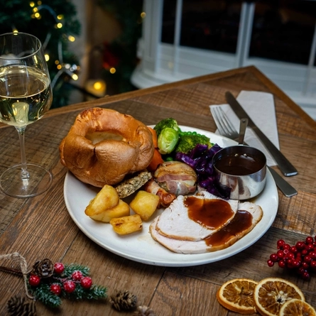 Christmas_GKP_Product-Advertising_Festive-Roast-Turkey_2024_007.jpg