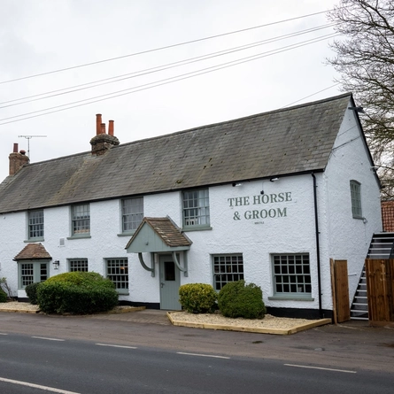 External image of the Horse and Groom from across the road.