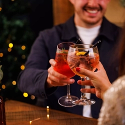 Pub & Grill -  Christmas Cheers