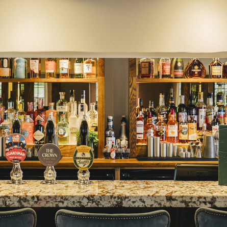 An image of the interior bar at The Crown.