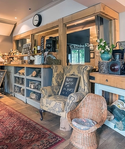 Metro - Red Lion (Grantchester) - The seating area of The Red Lion