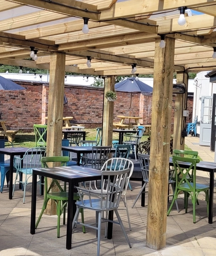 6377 Nottingham Knight (Ruddington) - PG - EXTERIOR BEER GARDEN 007.jpg