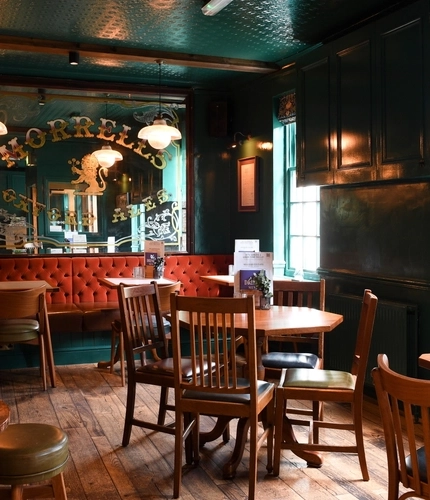 6657_GK_UC_JudeTheObscure_Oxford_Pub_23.jpg