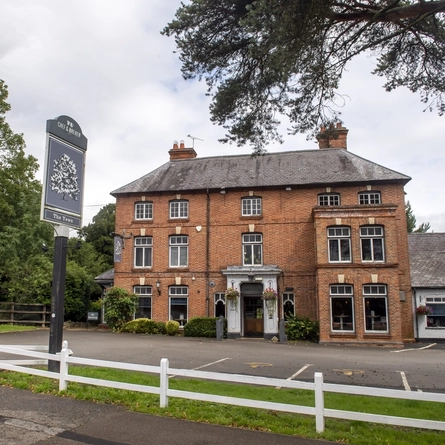 6272_DB_C&B_Yews_GreatGlen_Pub_2023_91.jpg