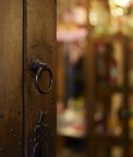A close up of a door.