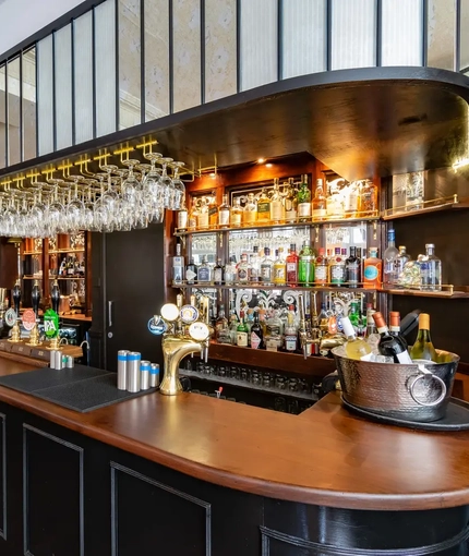 Metro - Footman (Mayfair) - The Bar 3