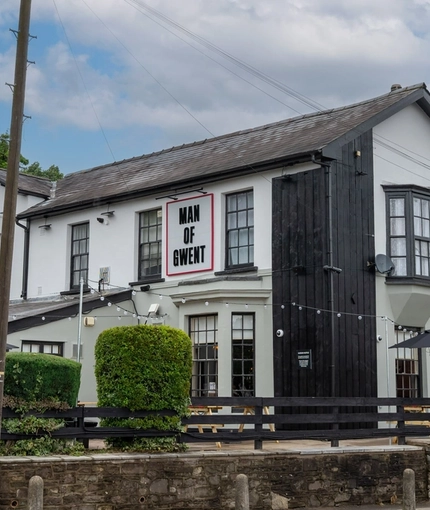 The exterior facade of the Man of Gwent.