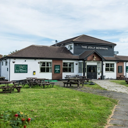 The outside of a pub.